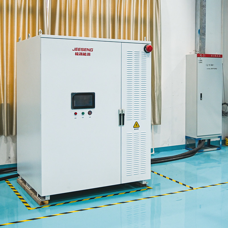 105KW 232KWh Armadio di accumulo di energia raffreddato a liquido per sistemi di accumulo di energia industriali e commerciali